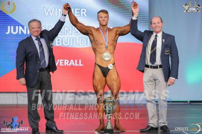 Junior Men's Classic Bodybuilding Overall