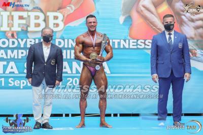 Master Men's Classic Bodybuilding Overall
