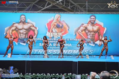 Women' Physique Open