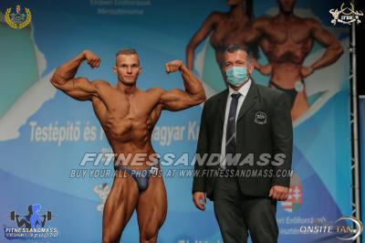 Junior Men's Classic Bodybuilding