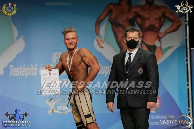 Junior Men's Physique 16-20 yrs