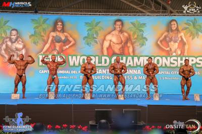 Master Men's Bodybuilding age 40-44 over 90 kg